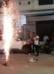 फतेहाबाद में अतिबाजी करते  शहर के लोग।