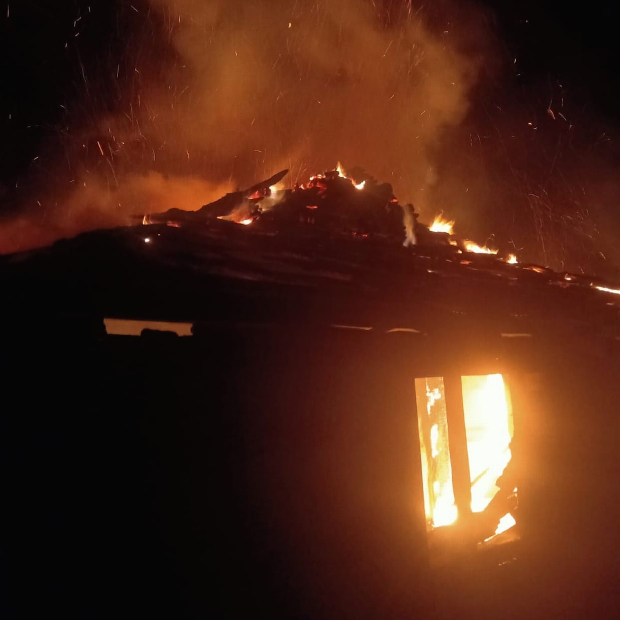 Two houses burnt in Kullu on Diwali night, loss worth lakhs