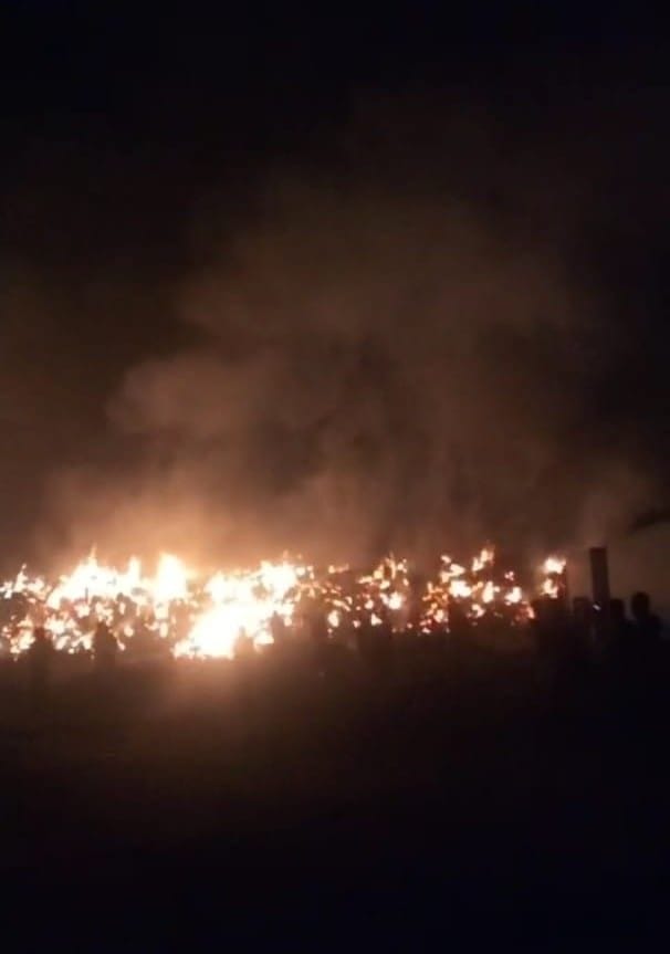 Fire broke out in straw bales in Nagpur