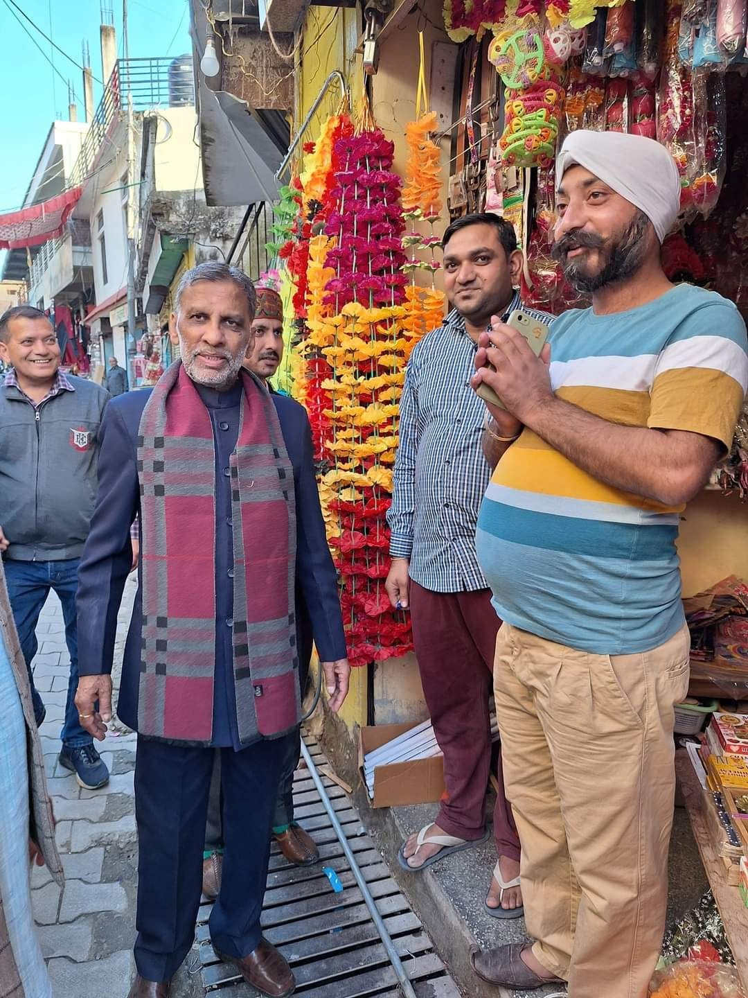 Diwali celebrated by distributing sweets and bursting crackers in the district