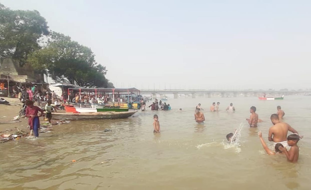 Worship by taking a dip in Ganga on Somvati Amavasya