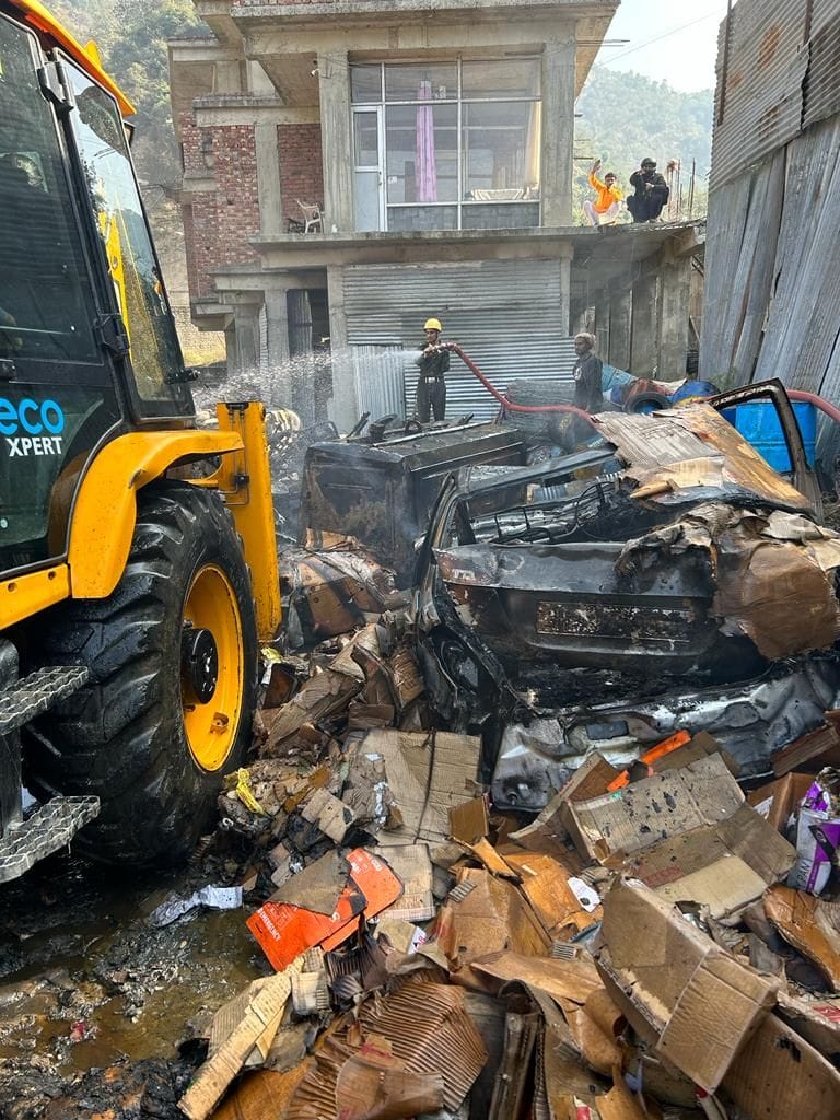 Two-room house and junk shop burnt due to fireworks, loss worth lakhs