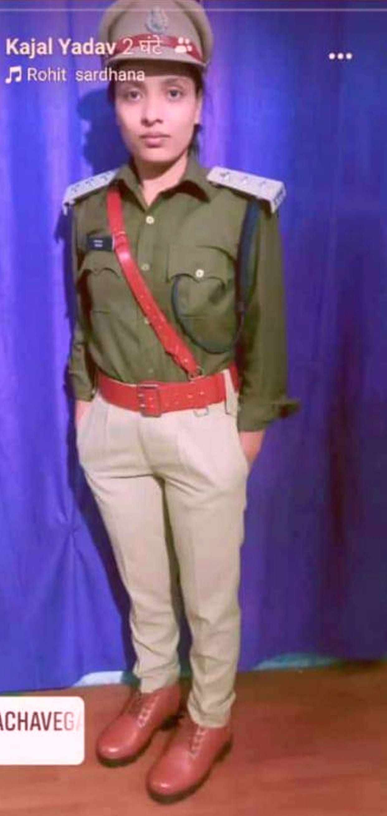 Photo of girl student in IPS uniform went viral, police called her to the police station and interrogated her.