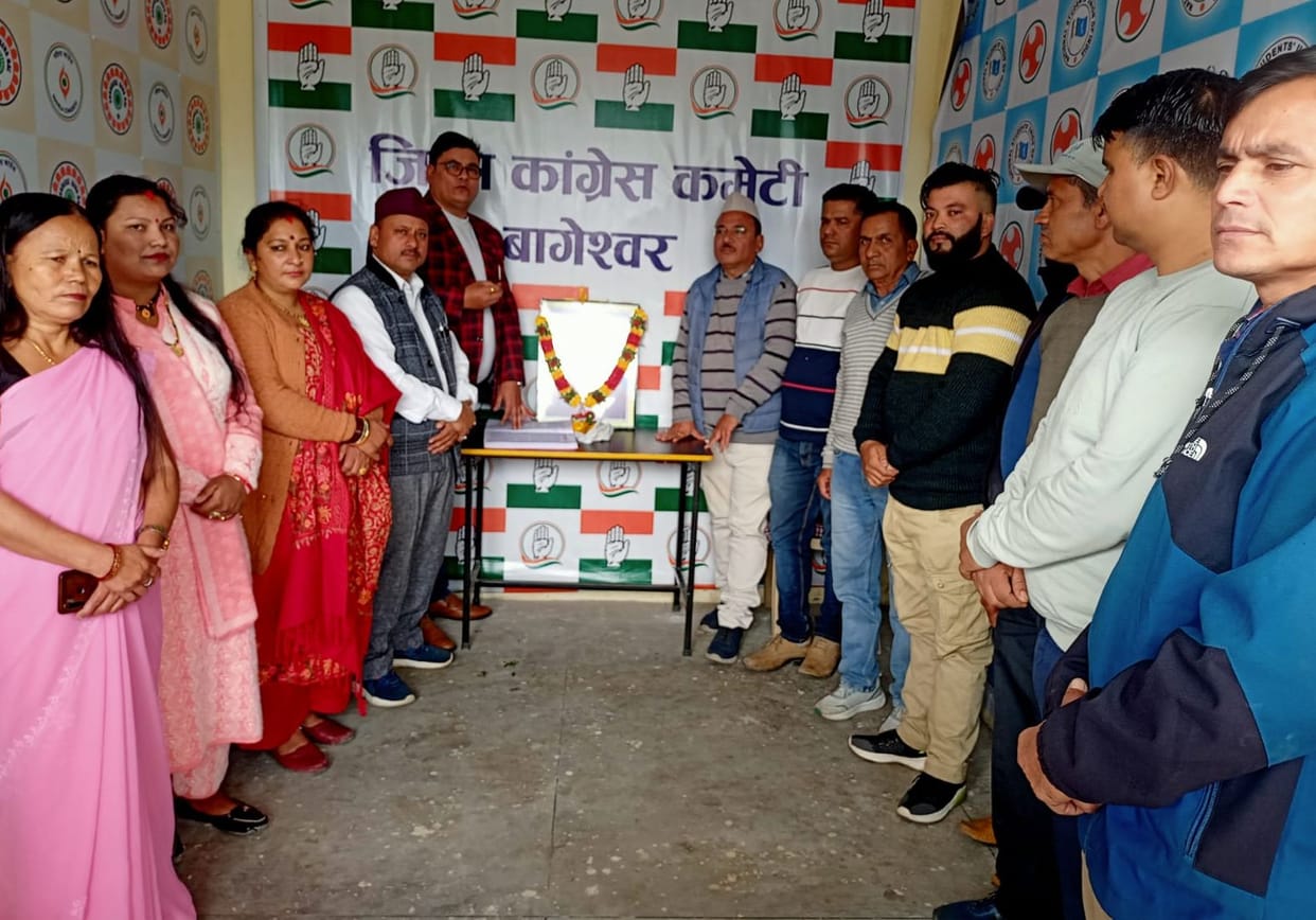 Thanks to Pandit Nehru, the country is moving on the path of development: Dasila