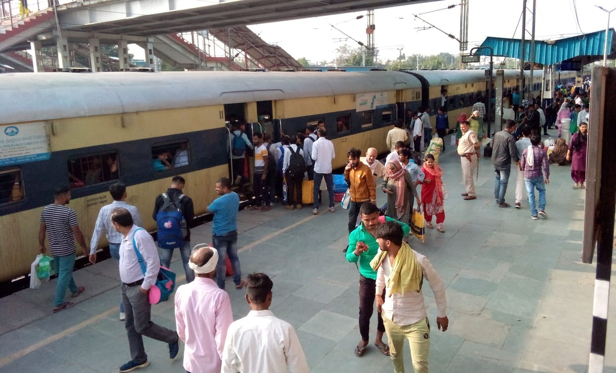 Train stopped for 40 minutes due to bursting of firecracker in toilet