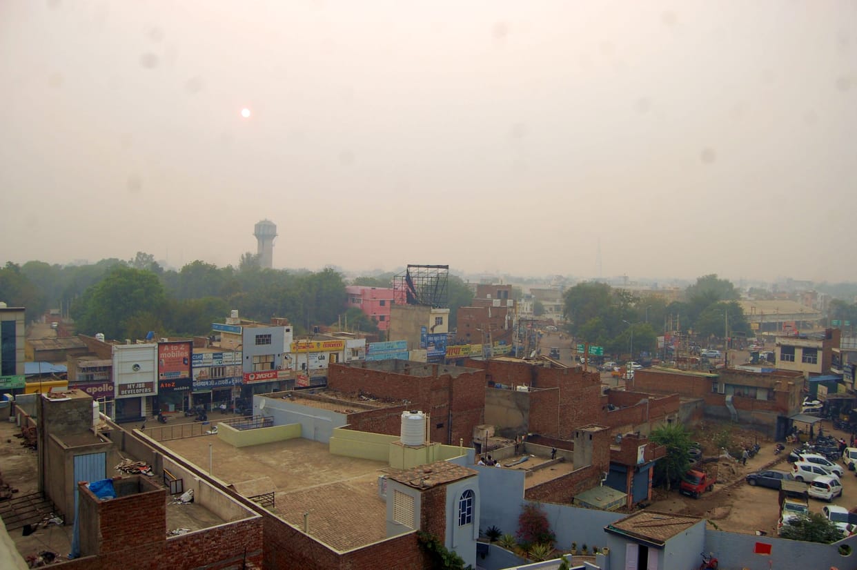 It was cloudy throughout the day, the night temperature dropped by one degree.
