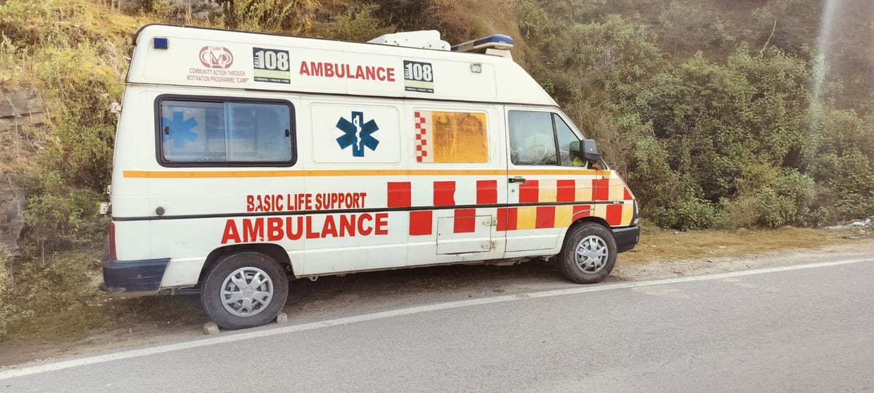Drunk driver parked ambulance on the road and fell asleep in bageshwar
