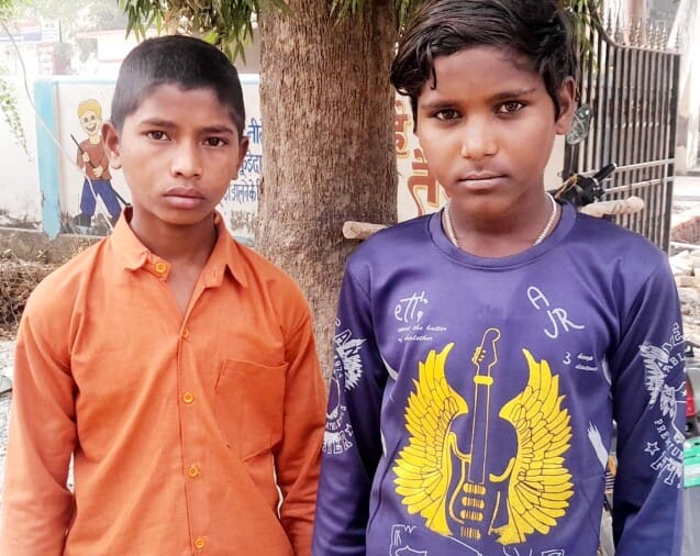 Budaun Newsपरिजनों ने मचाया अपहरण का शोर, जंगल में अलाव तापते मिले