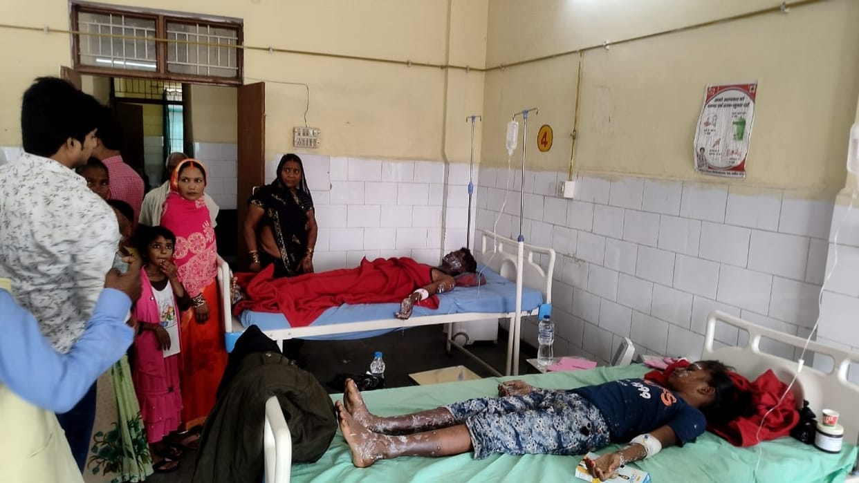 Fire broke out due to gas cylinder explosion, five burnt, house damaged