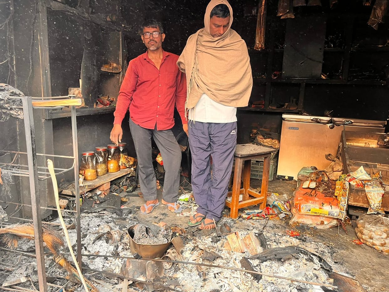 Fire broke out in grocery store in Chang, goods and cash burnt