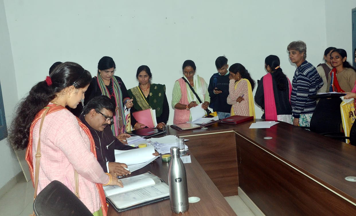 100 candidates got their documents evaluated for 172 posts of TGT Medical.