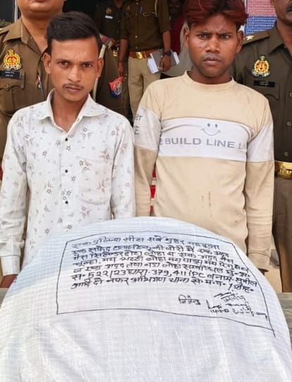 Theft was done to drink liquor on Diwali.