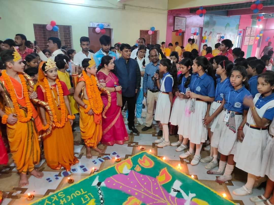 Rangoli competition winners honored