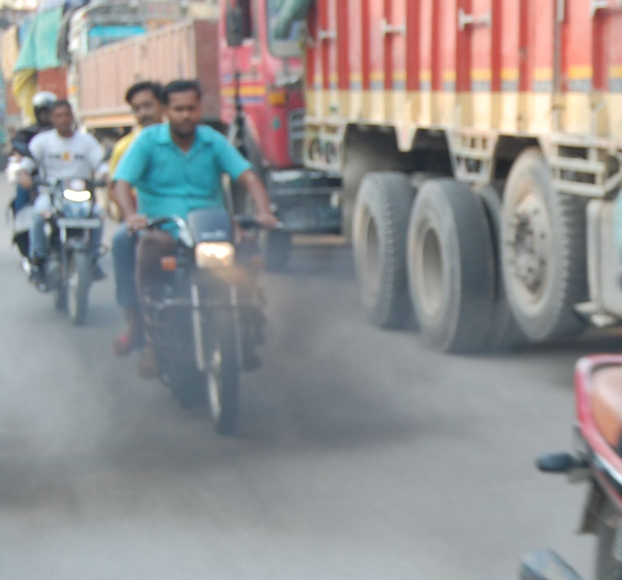 Toxic gases released from firecrackers polluted the air, IQ reached 165