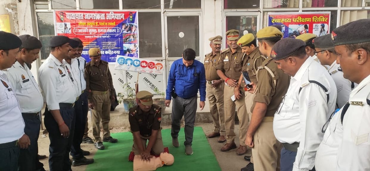 Eye-ear examination of vehicle drivers and police personnel