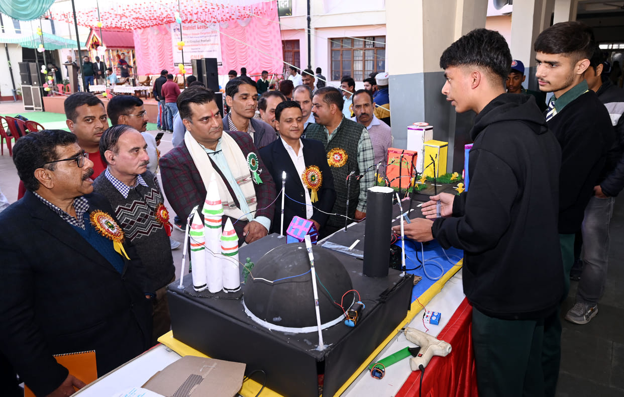 Students of 15 schools put up an exhibition of models in the Children's Science Conference.