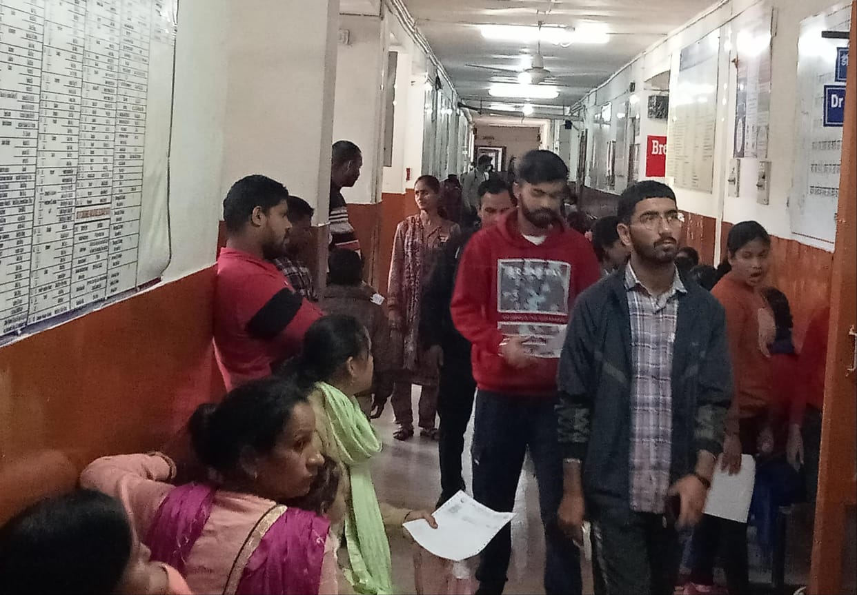 After Diwali, people caught cold and cough in the district