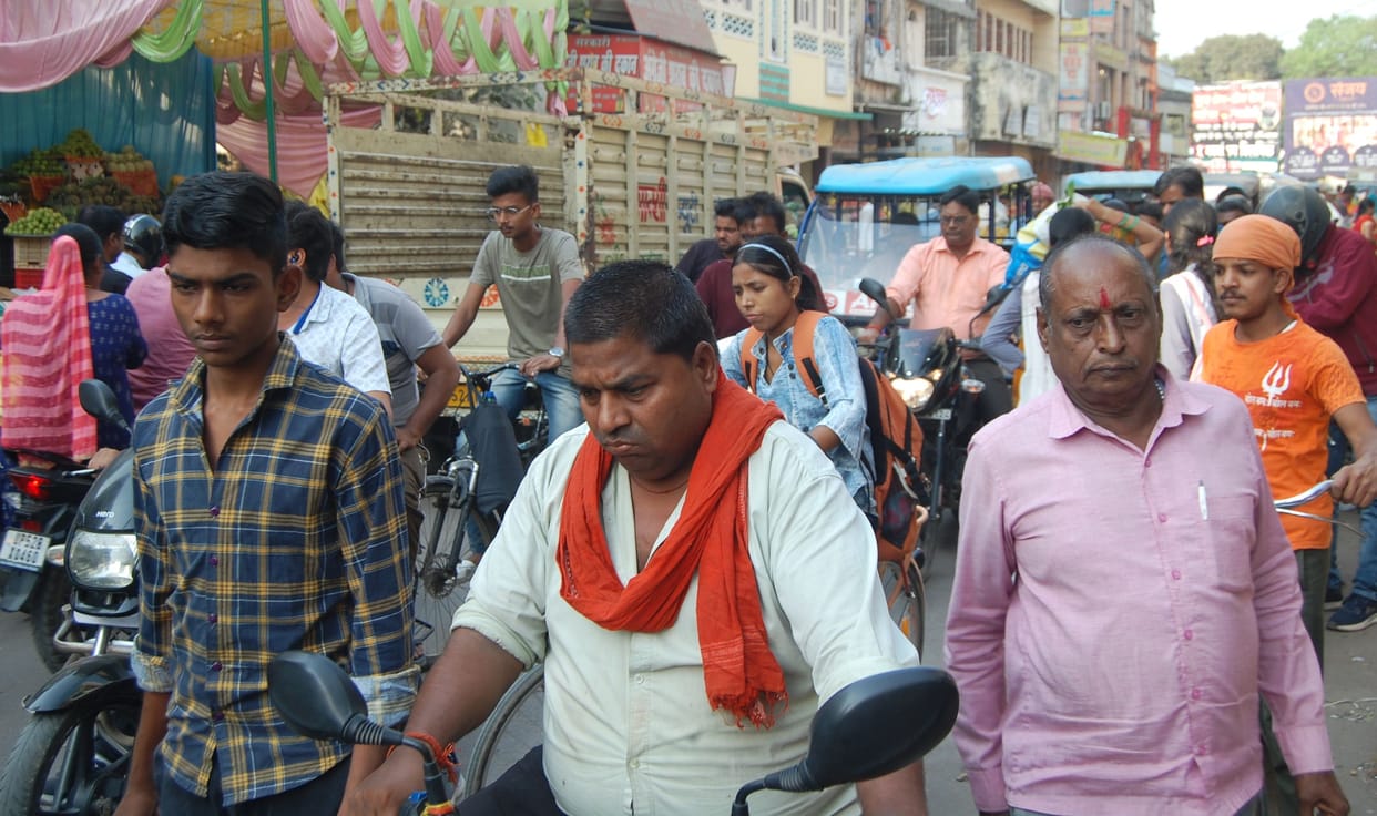 Jam on city roads, route diversion on Chhath