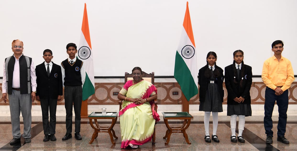 students met with president