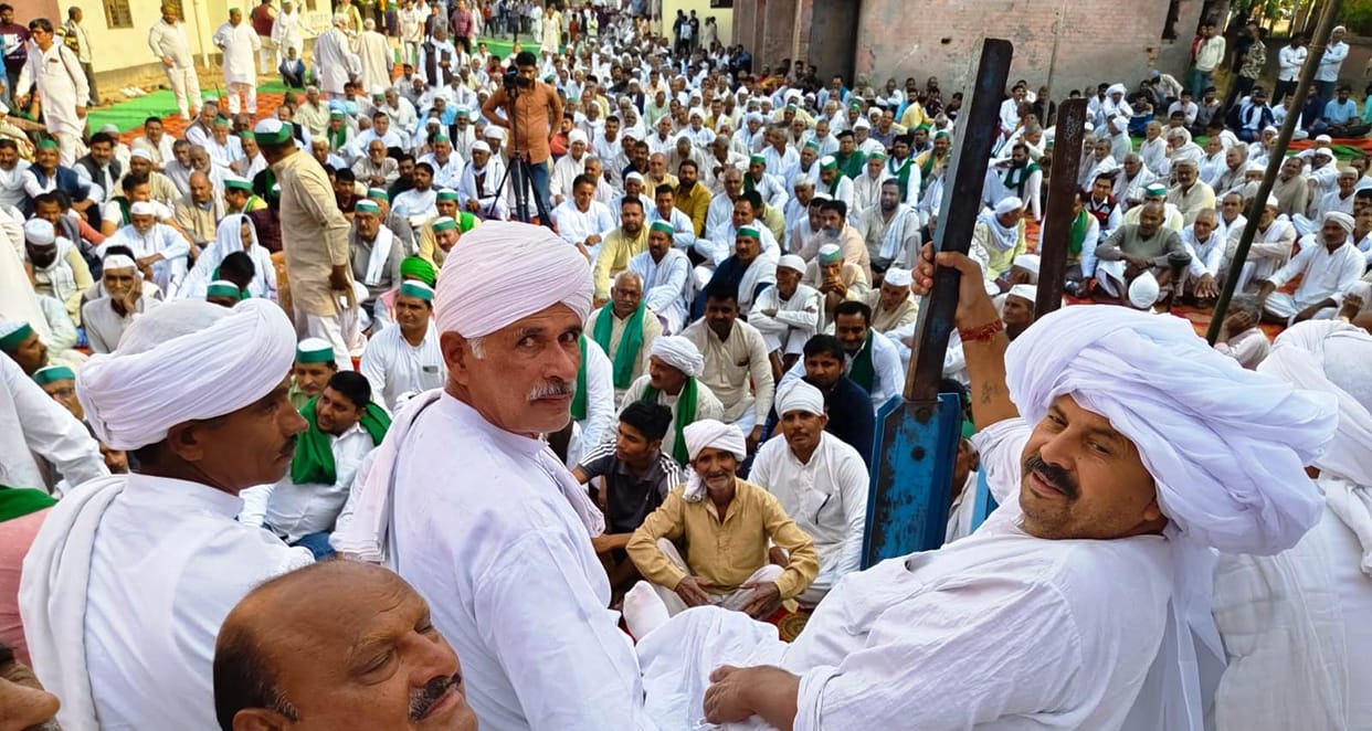 Difference between words and actions of government: Naresh Tikait