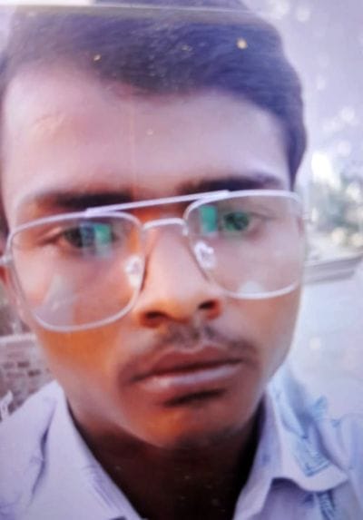 The beam of the house under construction falls in that case, the young man dies