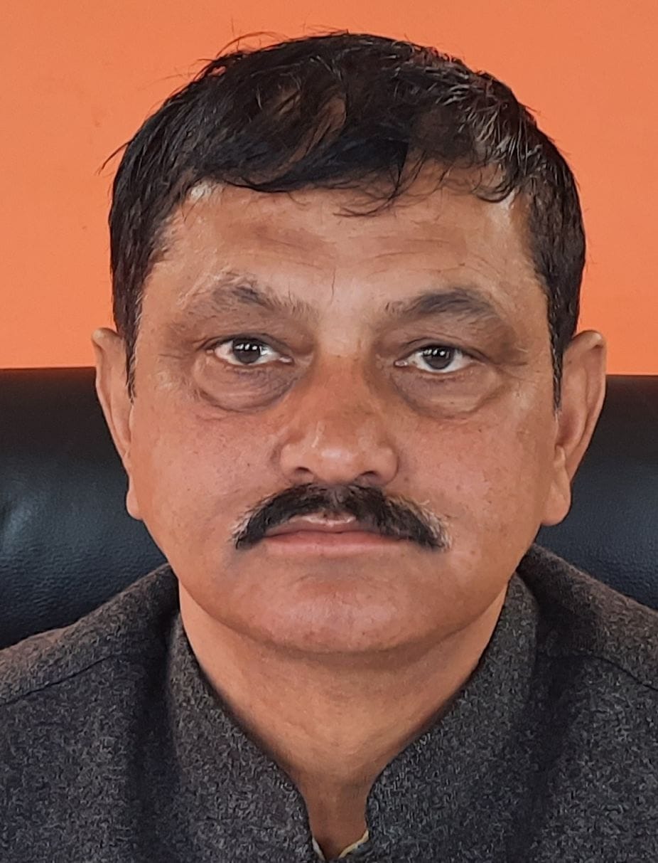 If the MLA proves that he has taken commission, I will leave politics: Rawat