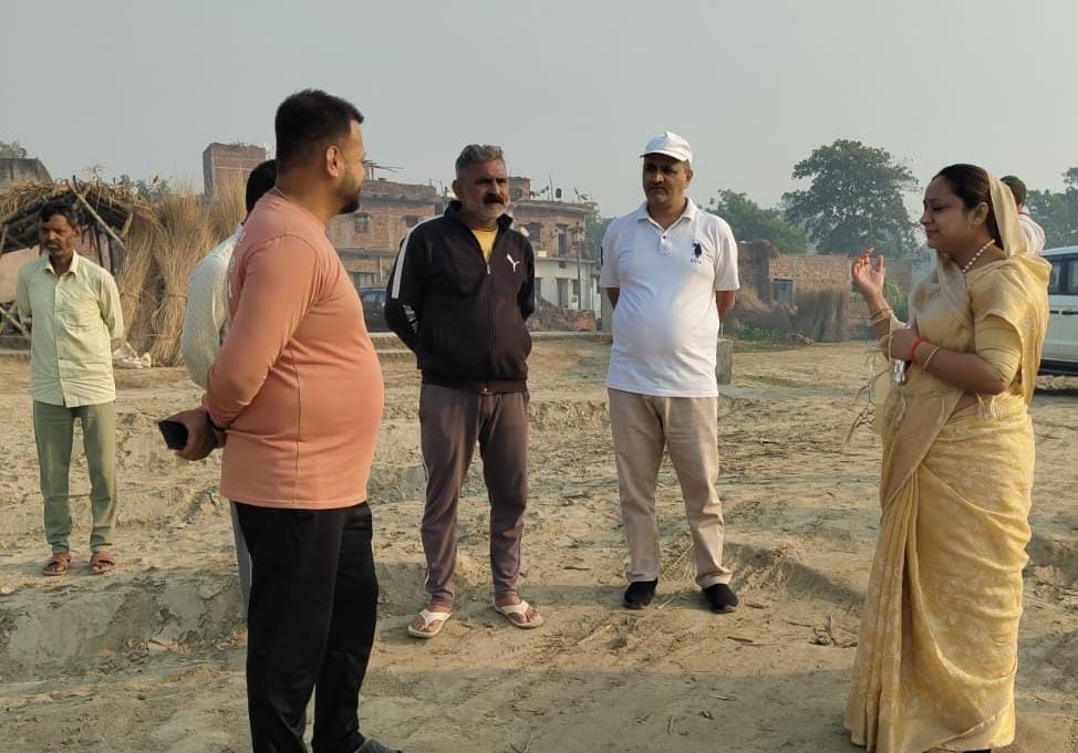 Municipal administration decorated Chhath Ghat in Barhaj