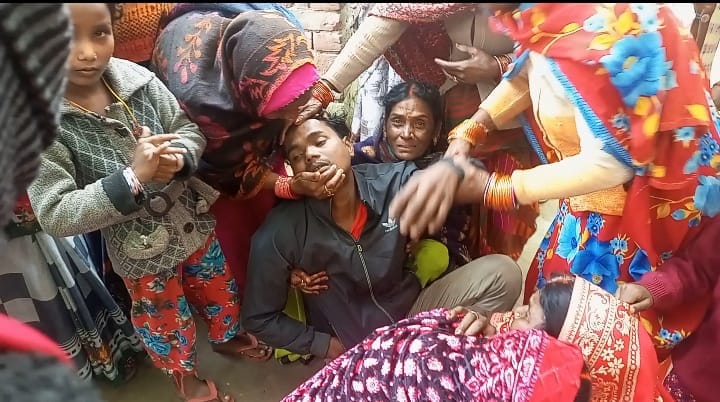 The funeral procession of a young son took place in place of Chhath's sister-in-law.
