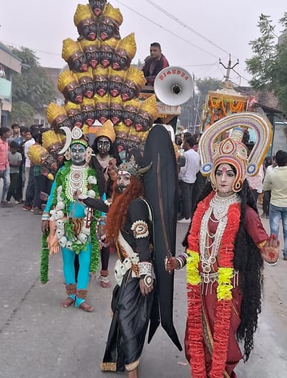 Alapur people danced in Ramji's marriage procession
