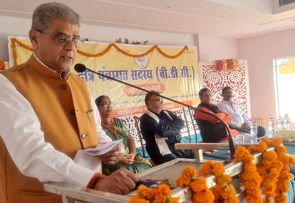 In nine and a half years the Prime Minister gave a new identity to the country in the world