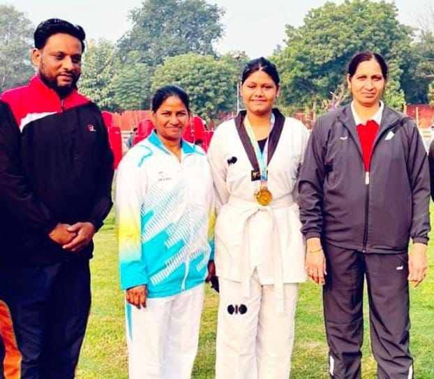 Pavani got gold in state level taekwondo competition