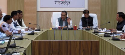 Salaries of three officers including SDM Tilhar stopped