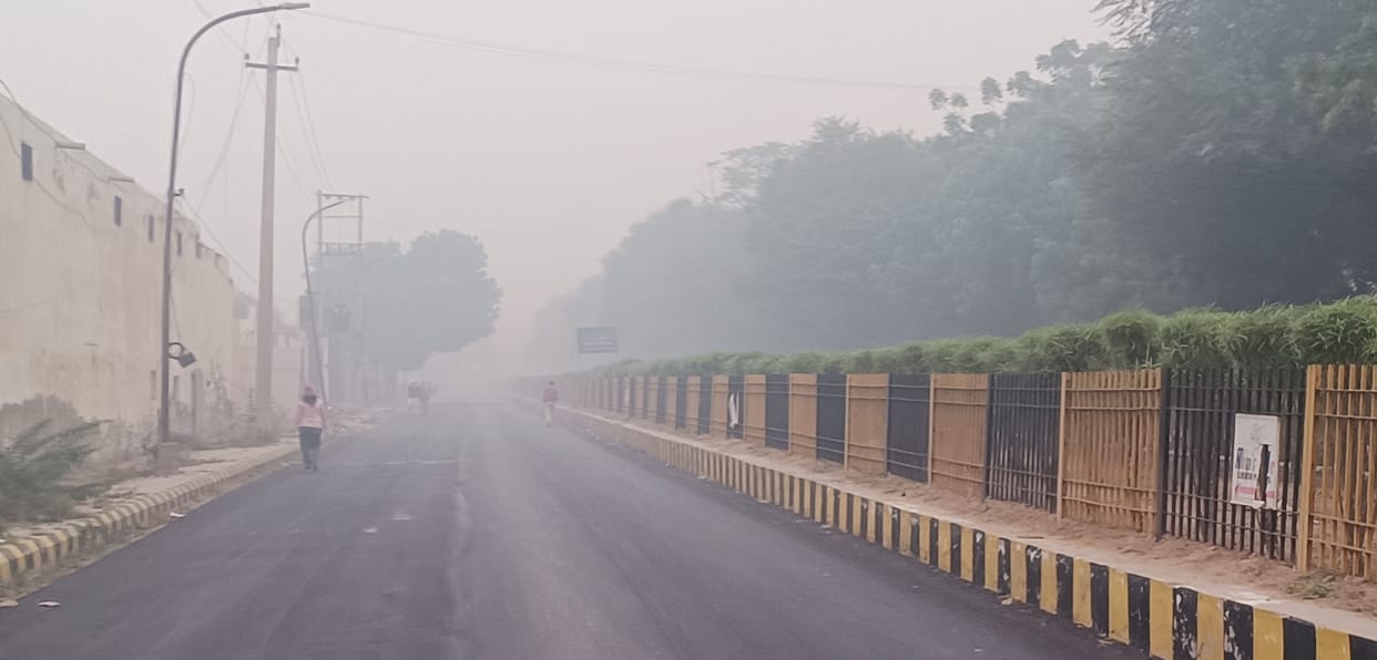 AQI declined by 19 points on Tuesday, reached 322
