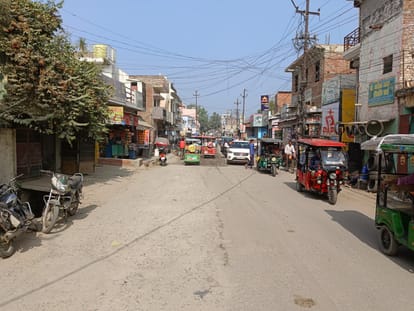Sewer line dug on Jail Road for 22 days, face jam