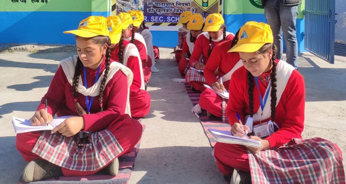 Isha tops in essay writing, Kanika comes second