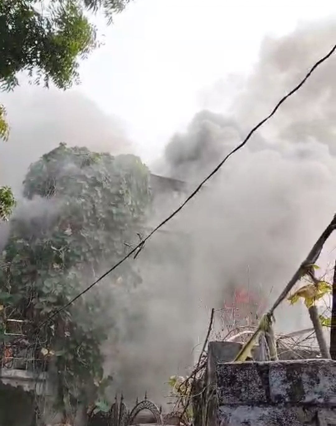 Fire broke out in former sarpanch's house, extinguished in four hours