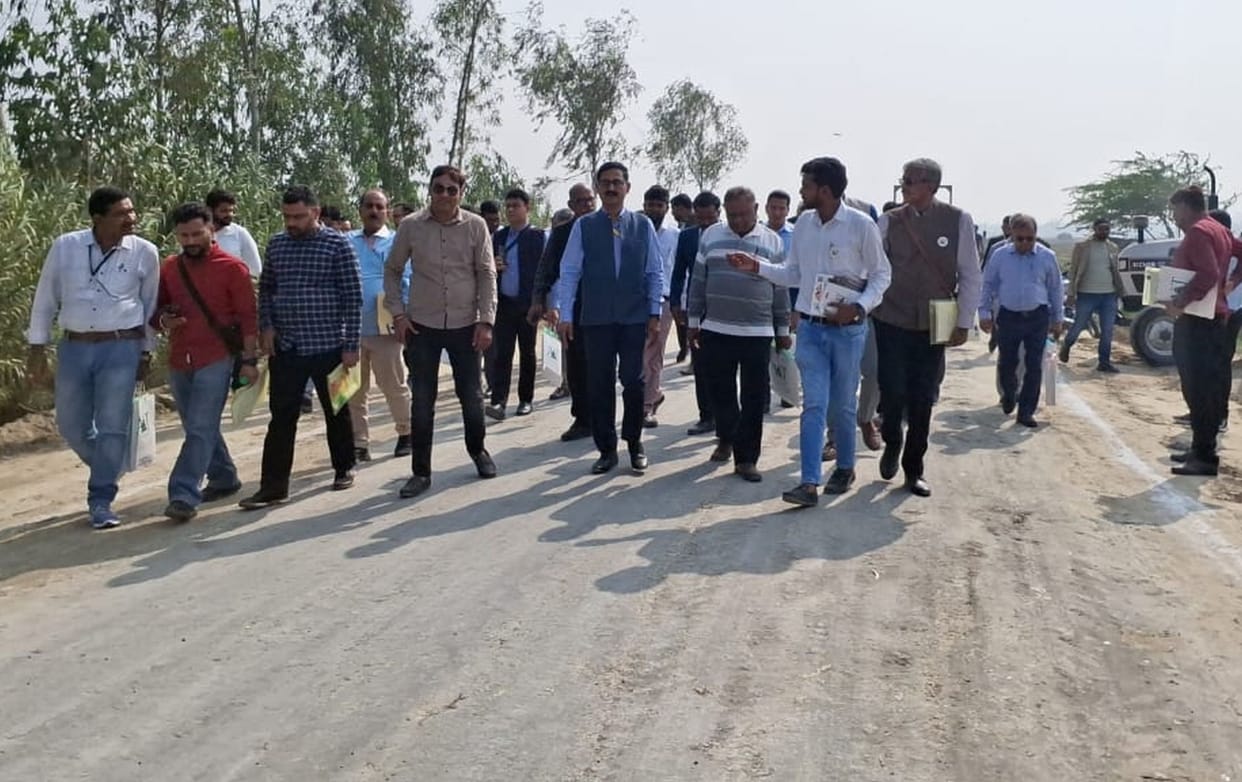 Engineers from 18 states arrived to see the road construction