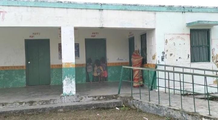 Guru ji went to get cooking gas, school remained closed