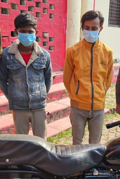 Two people caught with stolen bike, one absconding