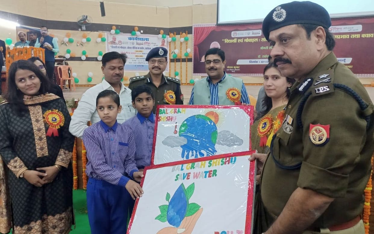Commissioner and IG told children the ill effects of social media