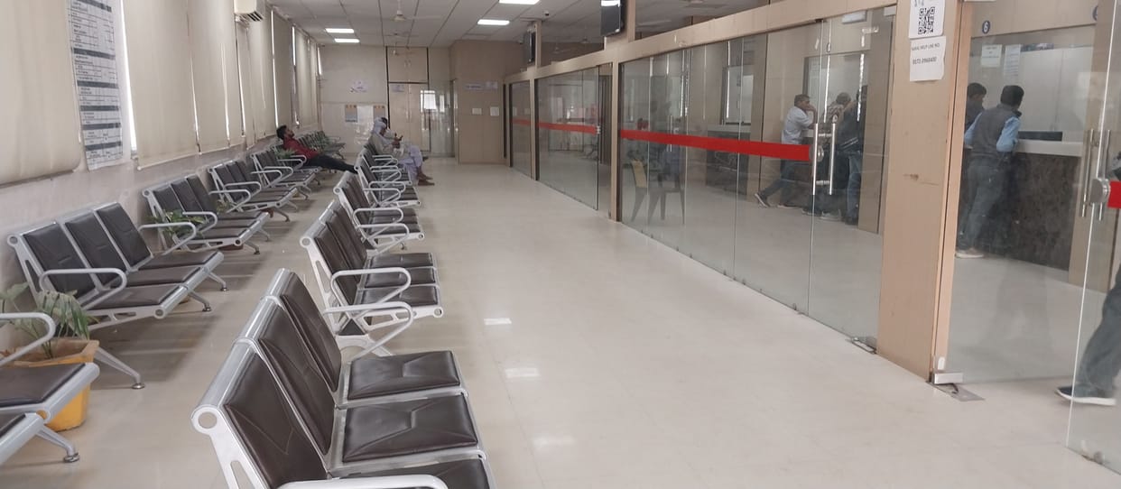 Computer operators went on strike for three hours, 400 services affected