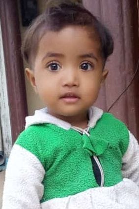 Mother and daughter die, father injured in tractor-trolley collision