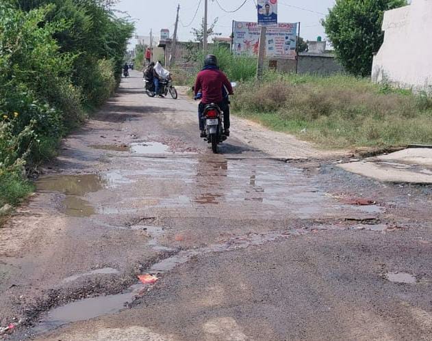 Old choke, old water, problems caused by jam on the road