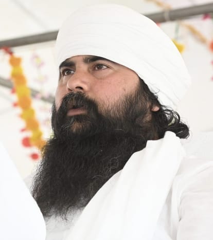 Make life simple by becoming a devotee of non-violence: Pankaj