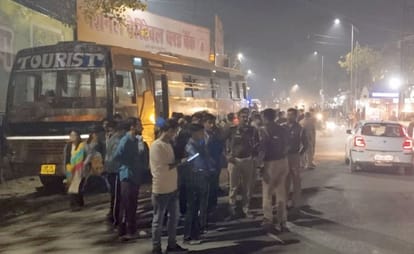 Vehicles collided at overbridge and ARTO intersection, two people lost their lives