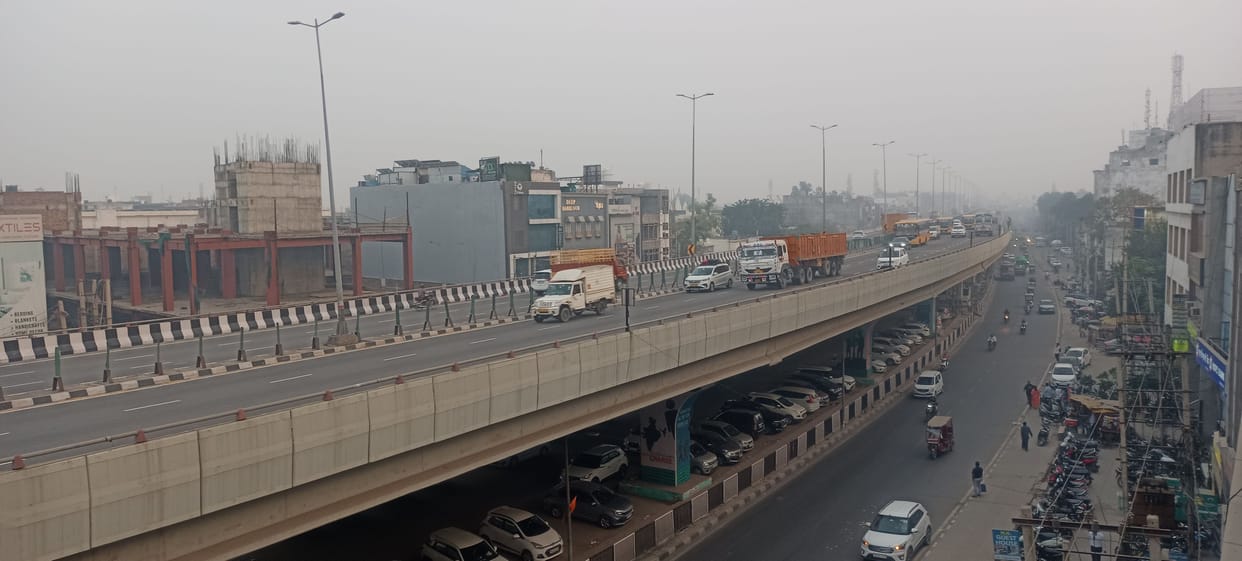 City's air in yellow zone, concern continues