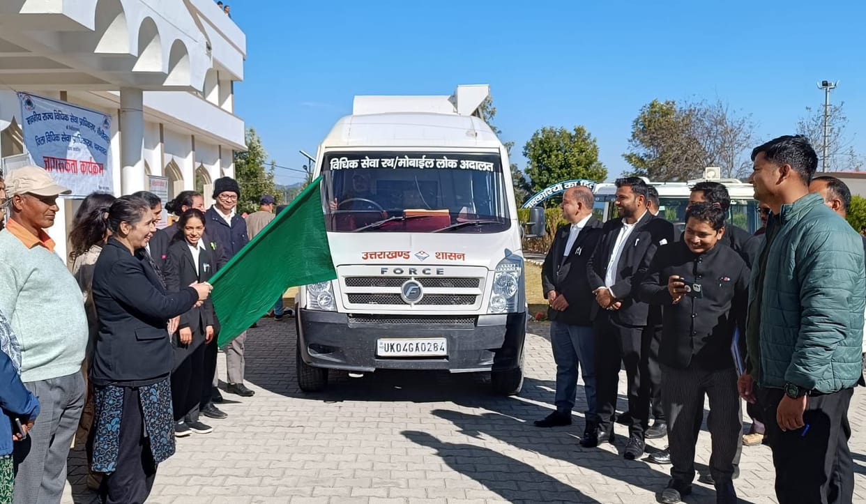 Legal service chariot sent to rural areas