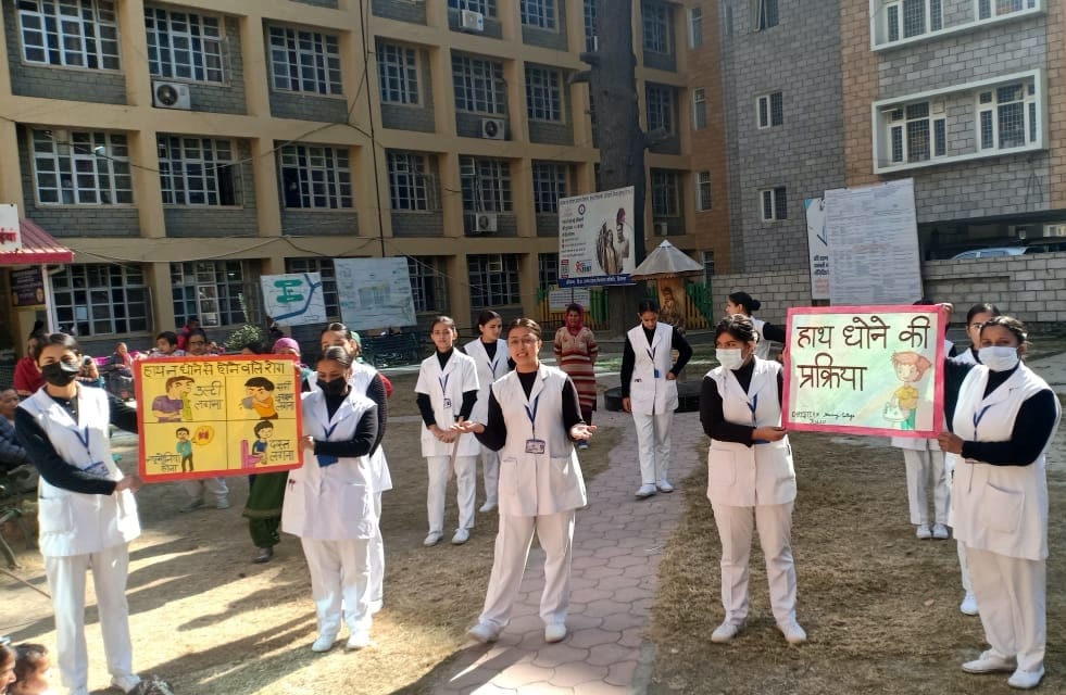 Patients made aware, keep hands clean, stay healthy