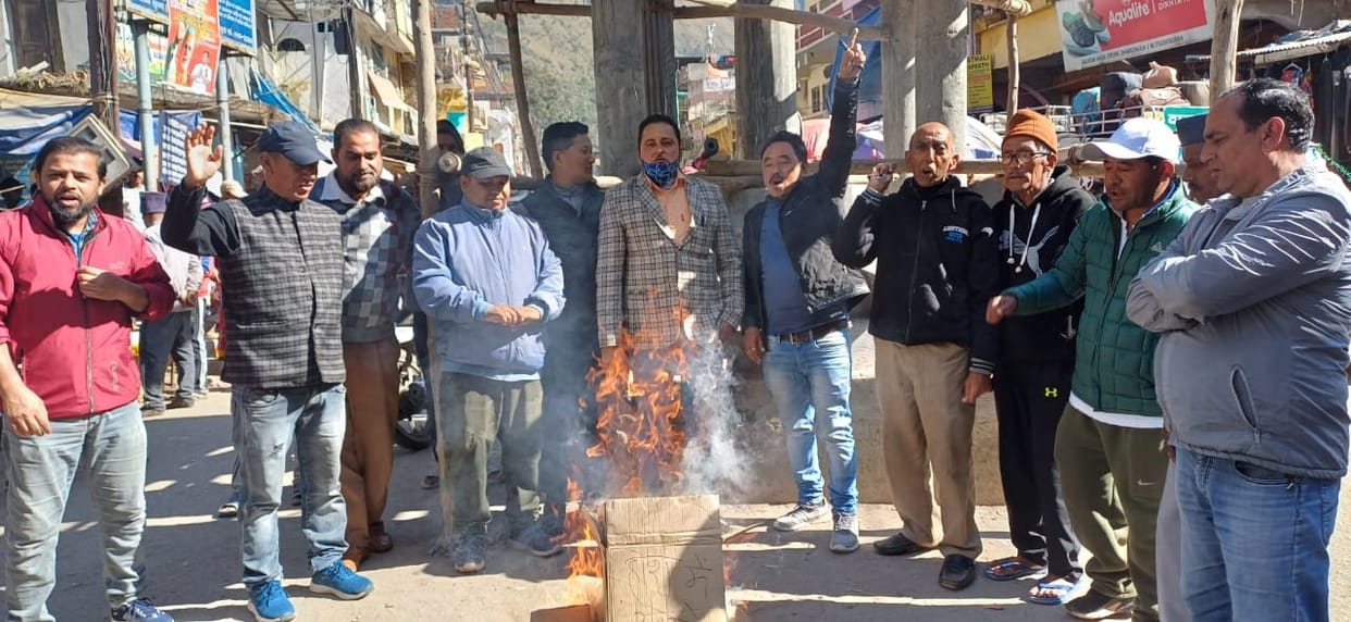 Government torches Dharchula and Didihat in protest against rape of minor