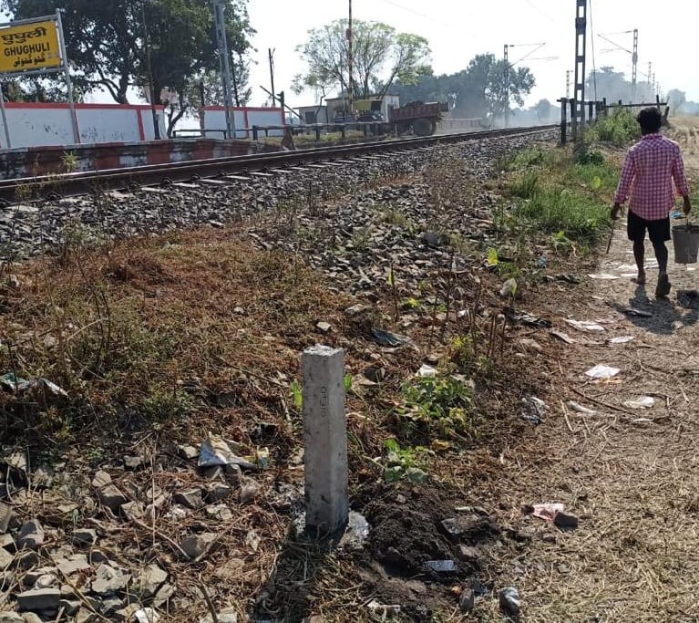 The route for running the train is being determined, the center line will be built for two kilometers.